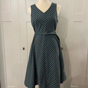 Lindy Bop size 8/US chevron dress